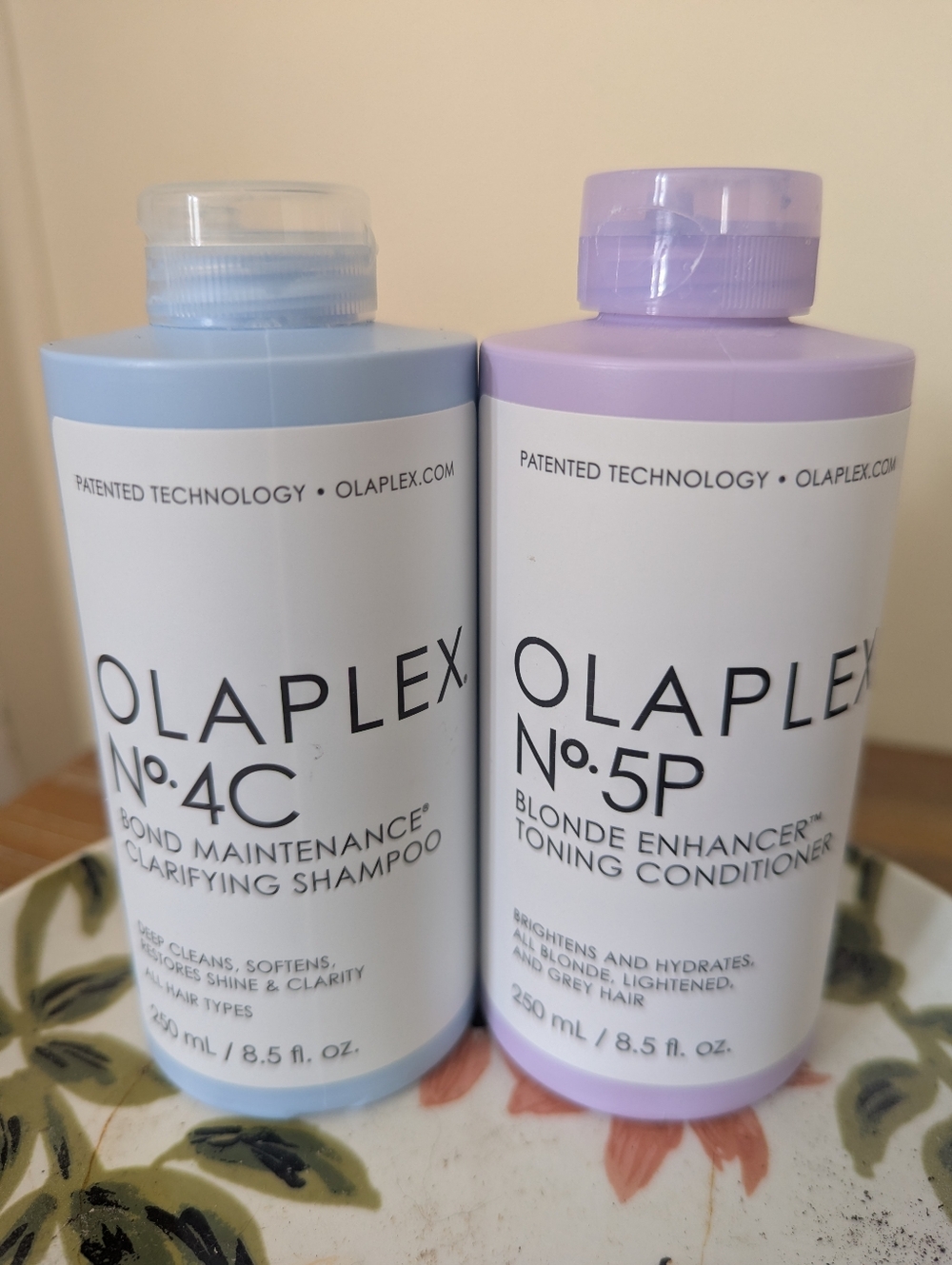 OLAPLEX Shampoo Bundle - Picture 2 of 3